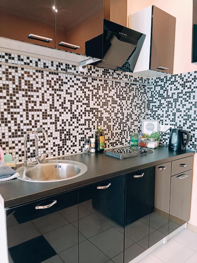 Centrally Located Studio Apartment Рига Екстериор снимка
