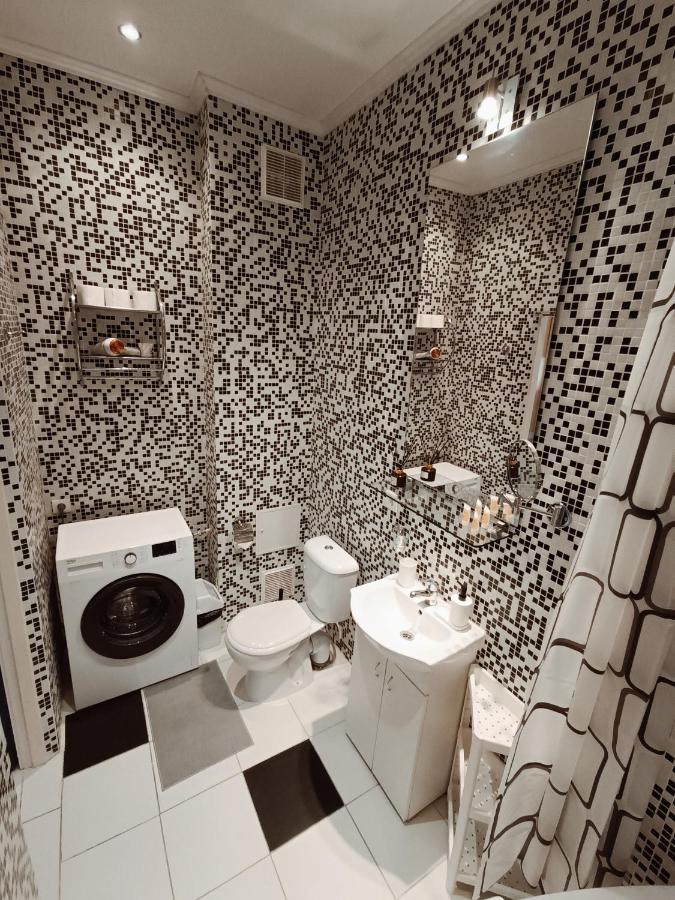 Centrally Located Studio Apartment Рига Екстериор снимка